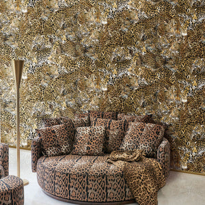 Elegant patterned wallpaper feature wall in a refined living room